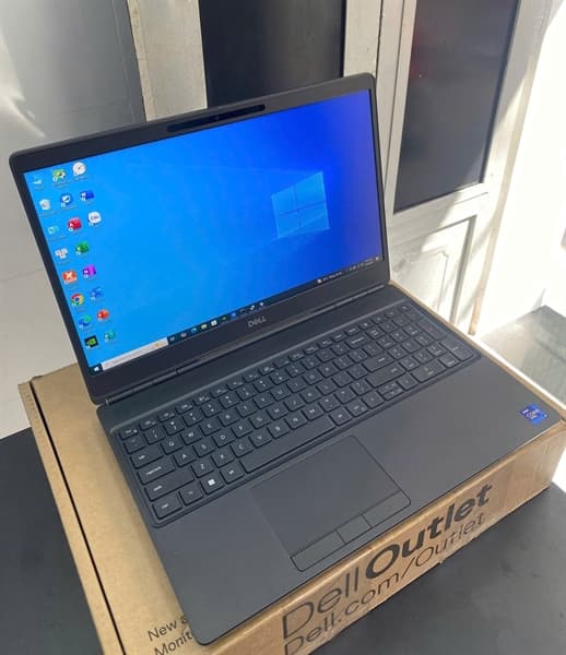 Dell Precision 7560 i7 -11800H /32Gb Ram/1Tb Nvme/RTX A3000 6Gb/15.6” FullHD